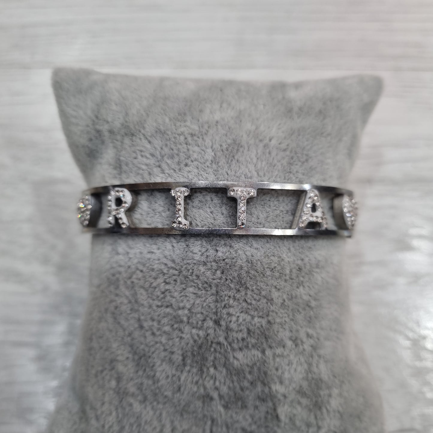 Bracciale nome con iniziale P e R