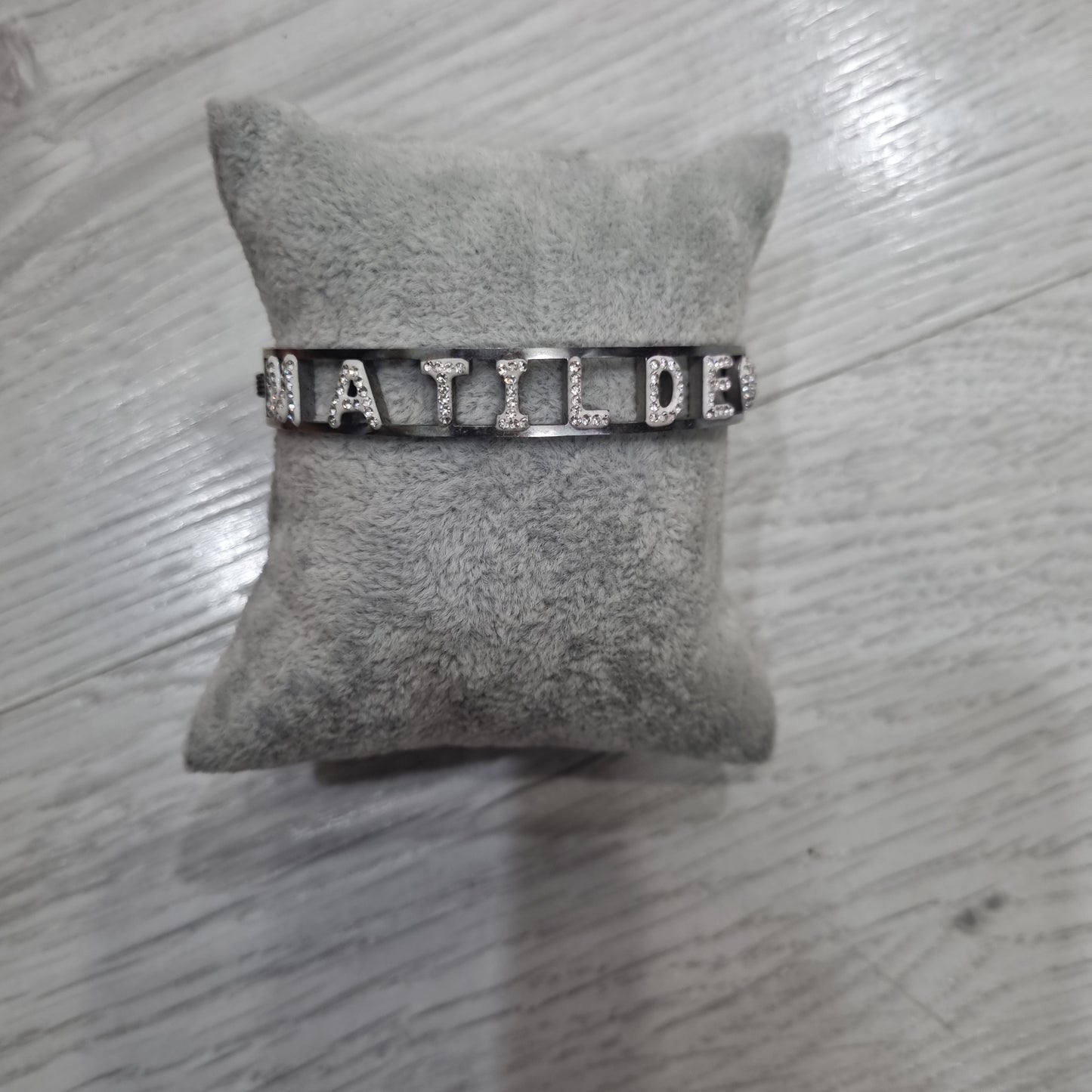 Bracciale nome lettera M