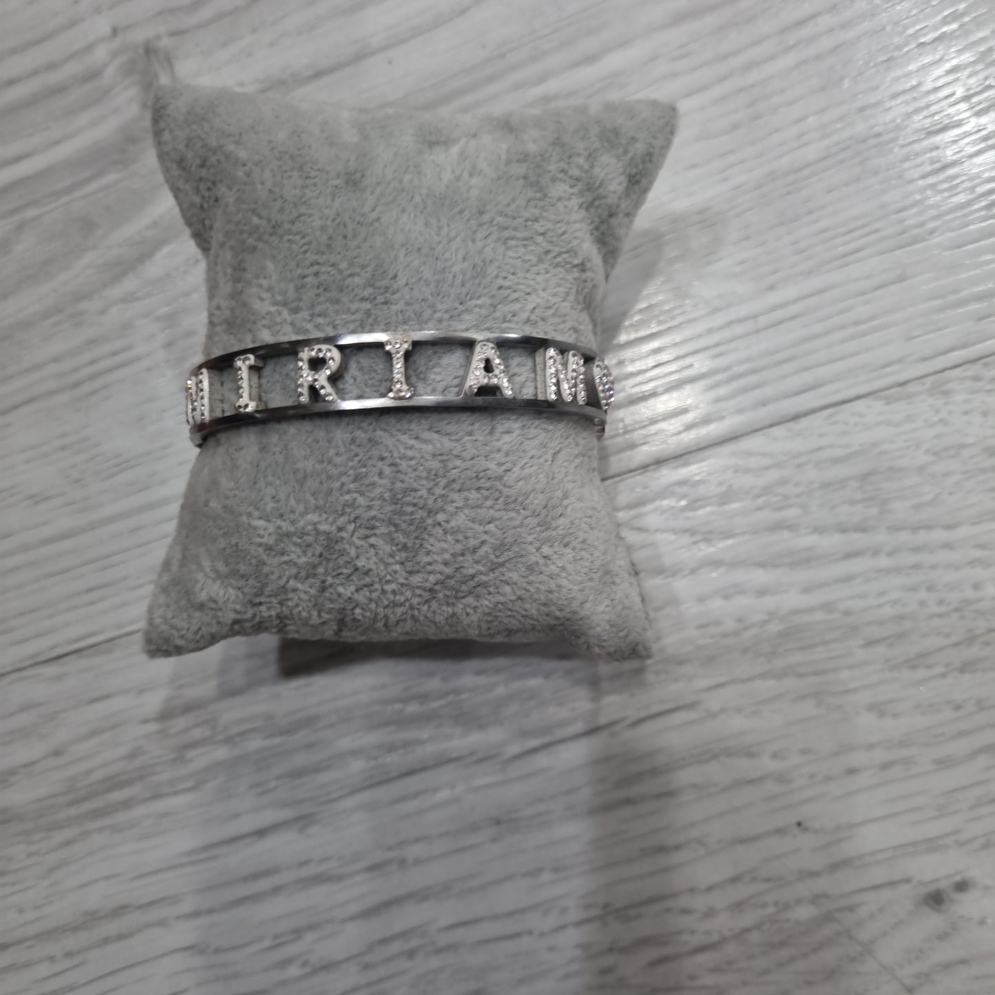 Bracciale nome lettera M