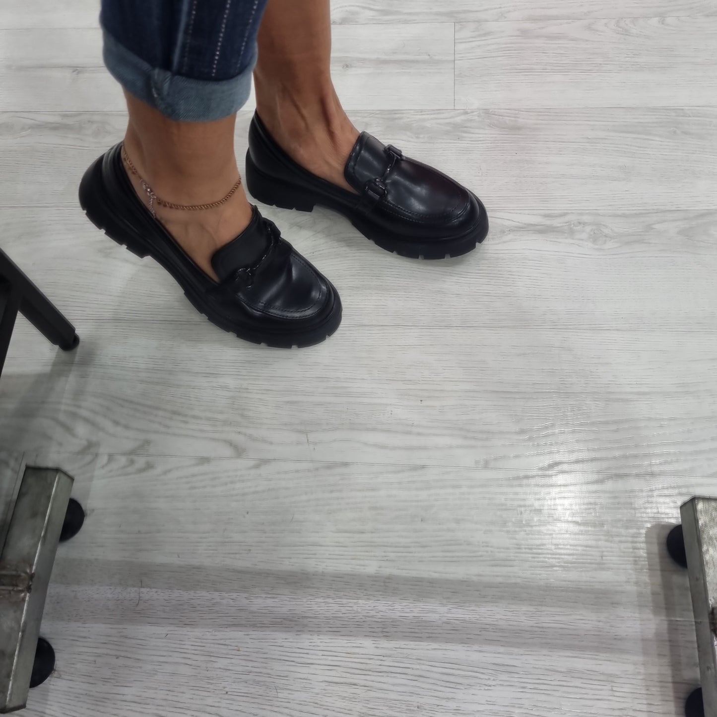 Scarpe Mocassino ecopelle nero con carrarmato