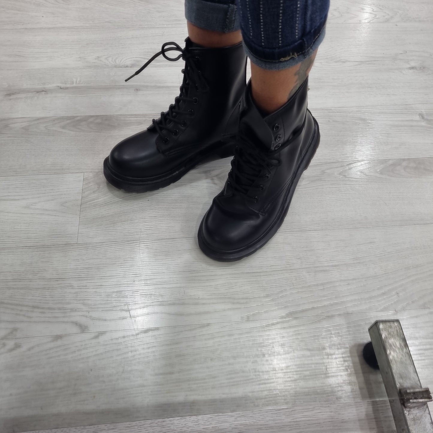 Scarpe Anfibio nero pelle simil dr Martens