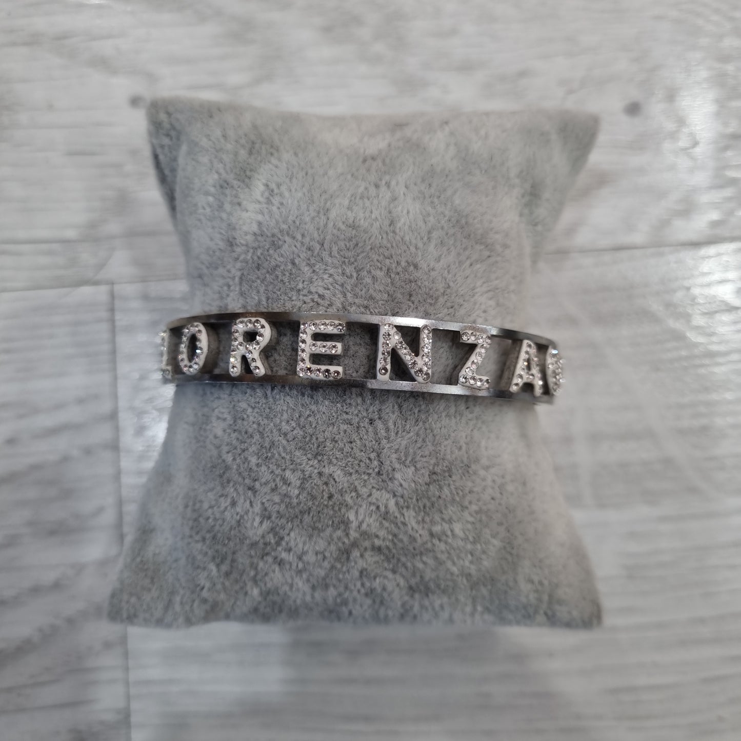 Bracciale nome con iniziale L