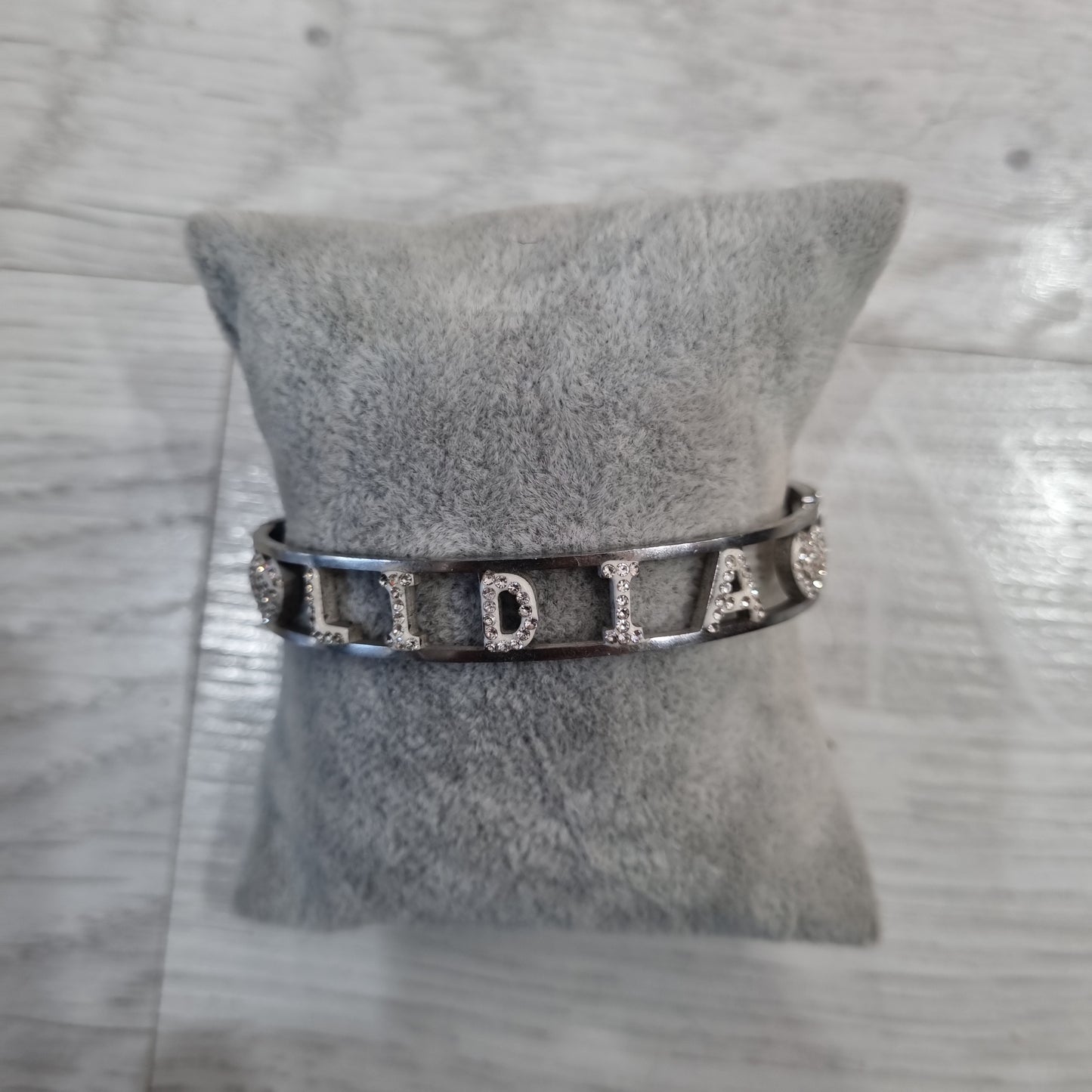 Bracciale nome con iniziale L