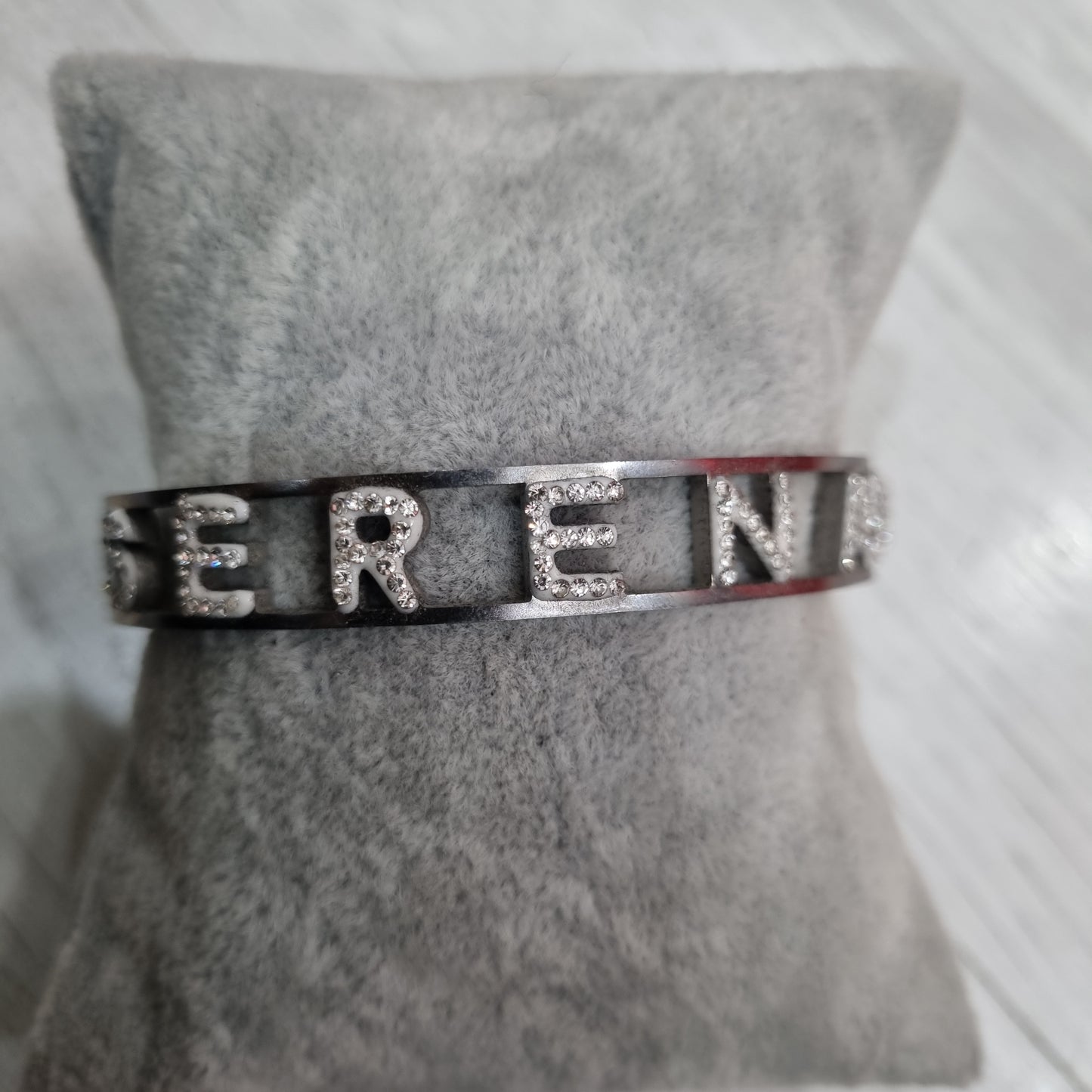 Bracciale nome con iniziale  S e T