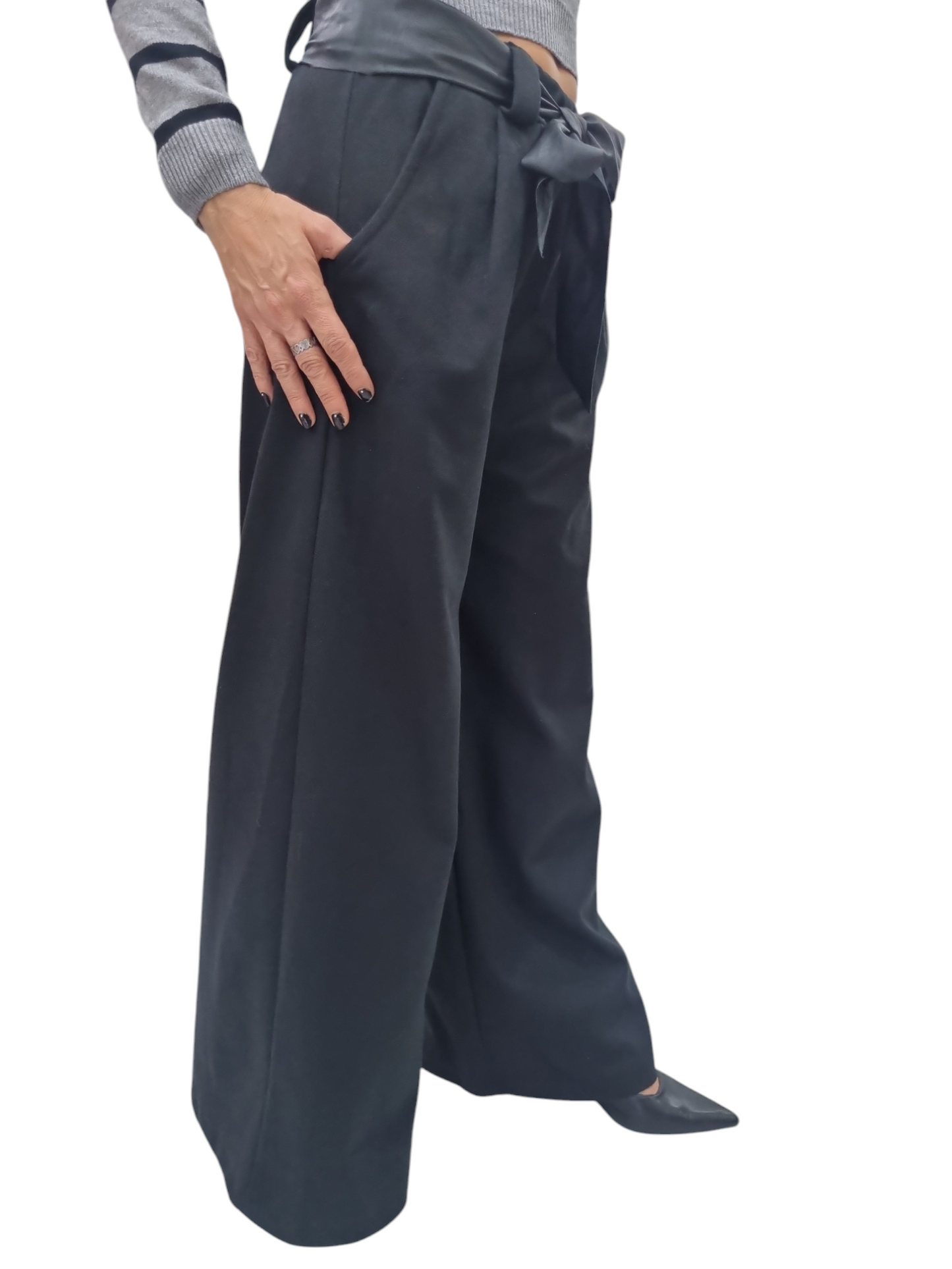 Pantalone a palazzo low cost