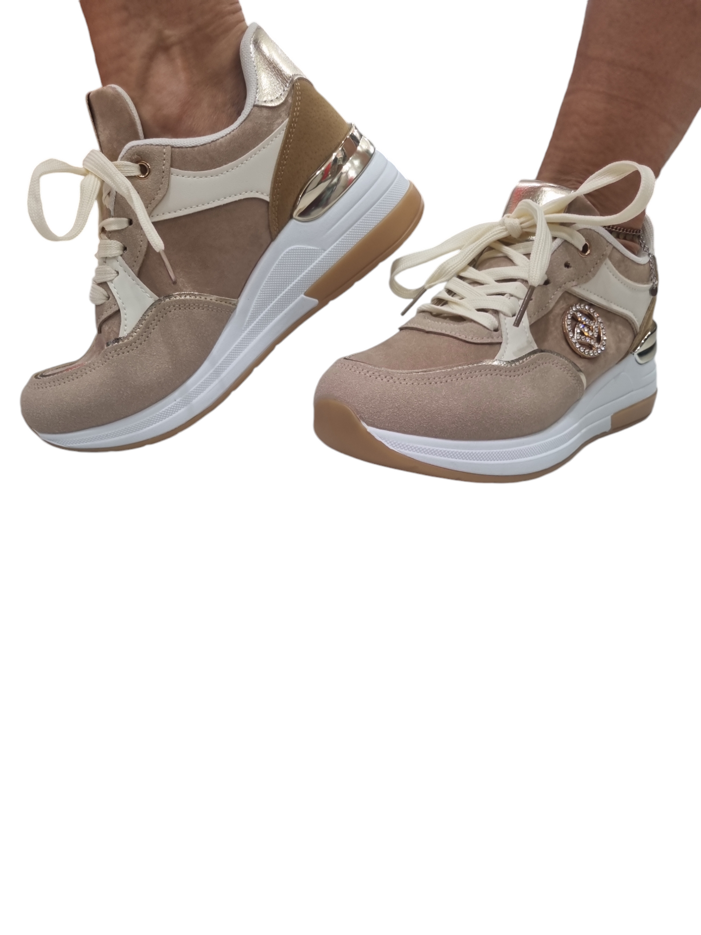 Sneakers camel